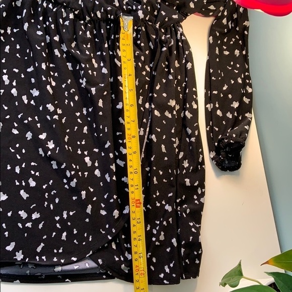 Forever 21 Faux Wrap Dress - Picture 8 of 8